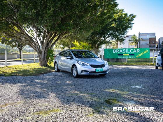 KIA CERATO 1.6 SX 16V FLEX 4P AUTOMÁTICO KIA CERATO 1.6 SX 16V FLEX 4P AUTOMÁTICO